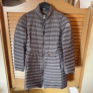 Montcler Puffer Coat Longue Saison Model Size:Small